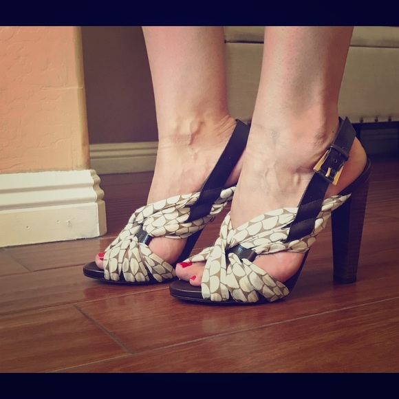 L.A.M.B  strappy sandal 4” heel - Picture 1 of 4